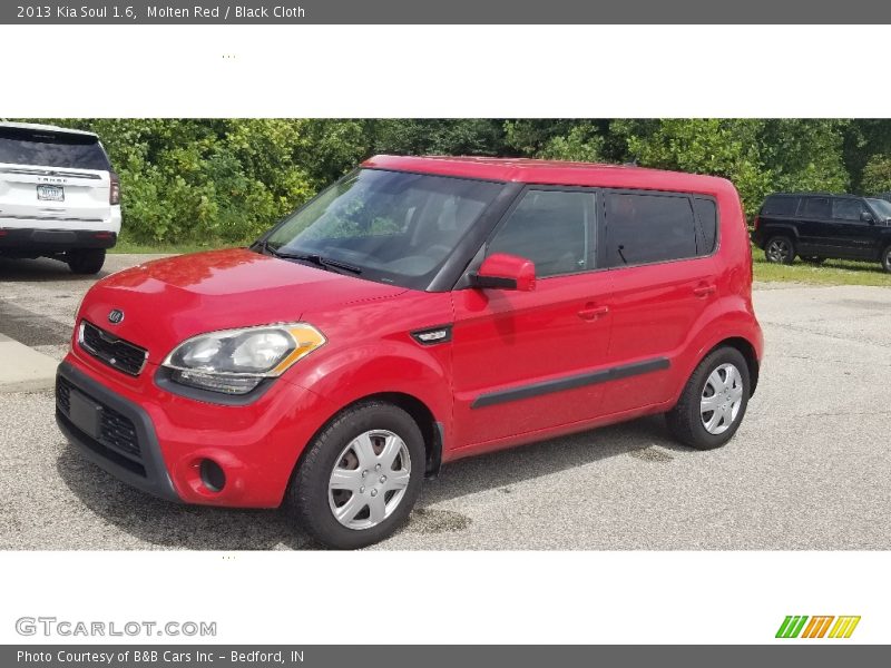 Molten Red / Black Cloth 2013 Kia Soul 1.6