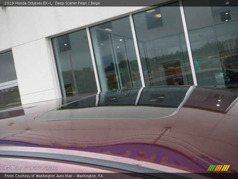 Deep Scarlet Pearl / Beige 2019 Honda Odyssey EX-L