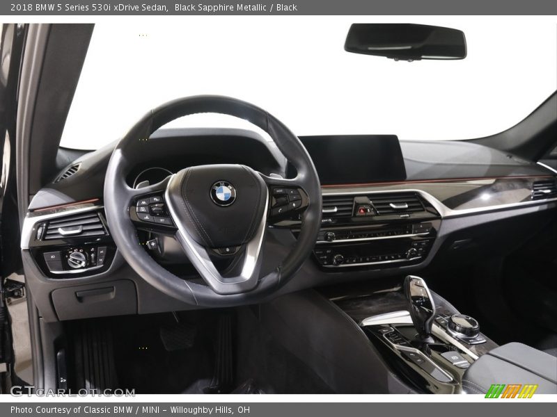 Black Sapphire Metallic / Black 2018 BMW 5 Series 530i xDrive Sedan