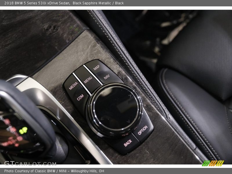 Black Sapphire Metallic / Black 2018 BMW 5 Series 530i xDrive Sedan