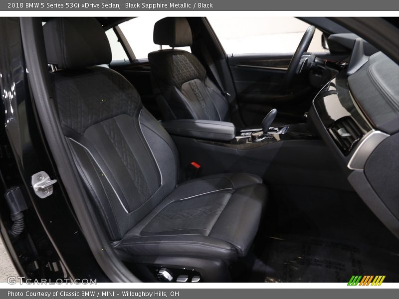 Black Sapphire Metallic / Black 2018 BMW 5 Series 530i xDrive Sedan