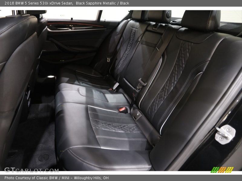 Black Sapphire Metallic / Black 2018 BMW 5 Series 530i xDrive Sedan