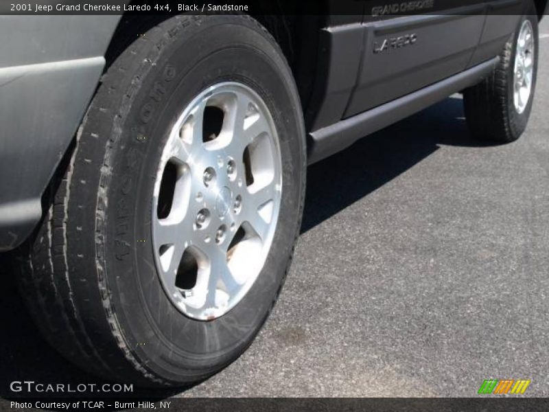 Black / Sandstone 2001 Jeep Grand Cherokee Laredo 4x4
