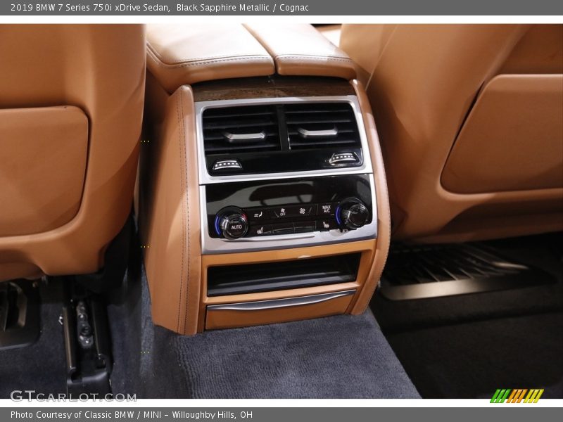 Black Sapphire Metallic / Cognac 2019 BMW 7 Series 750i xDrive Sedan