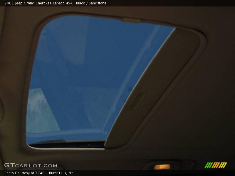 Black / Sandstone 2001 Jeep Grand Cherokee Laredo 4x4