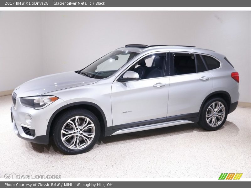 Glacier Silver Metallic / Black 2017 BMW X1 xDrive28i
