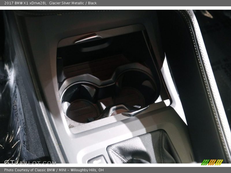 Glacier Silver Metallic / Black 2017 BMW X1 xDrive28i