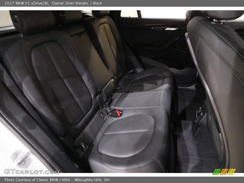 Glacier Silver Metallic / Black 2017 BMW X1 xDrive28i