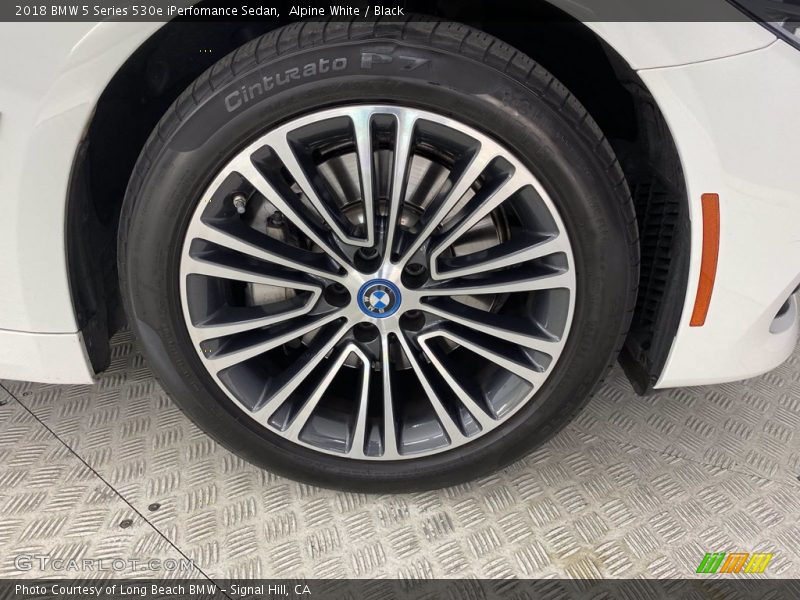 Alpine White / Black 2018 BMW 5 Series 530e iPerfomance Sedan