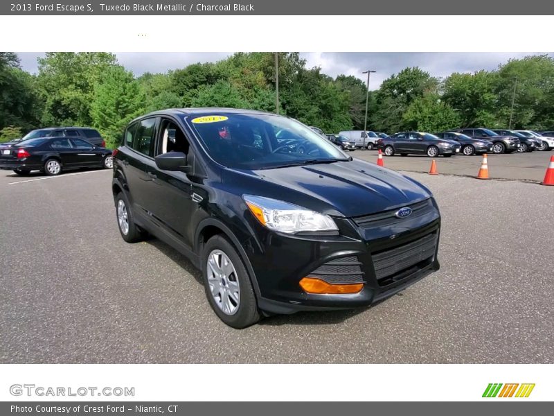 Tuxedo Black Metallic / Charcoal Black 2013 Ford Escape S