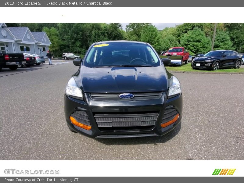 Tuxedo Black Metallic / Charcoal Black 2013 Ford Escape S