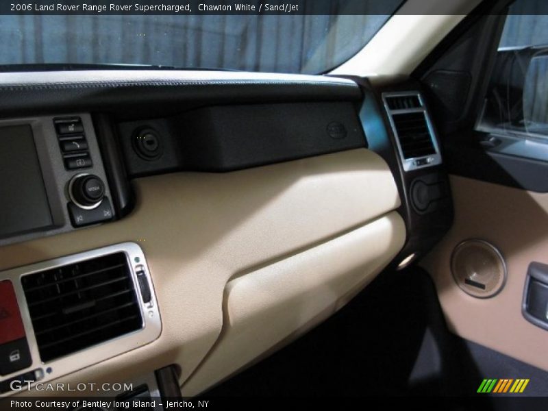 Chawton White / Sand/Jet 2006 Land Rover Range Rover Supercharged