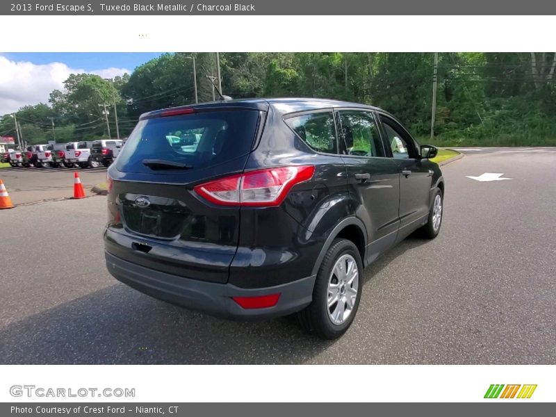 Tuxedo Black Metallic / Charcoal Black 2013 Ford Escape S