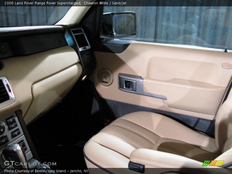 Chawton White / Sand/Jet 2006 Land Rover Range Rover Supercharged