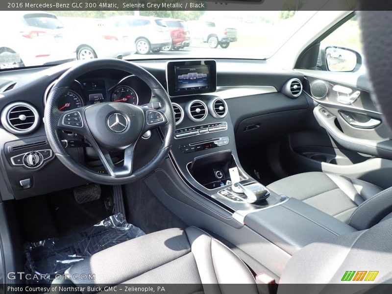 Selenite Grey Metallic / Black 2016 Mercedes-Benz GLC 300 4Matic