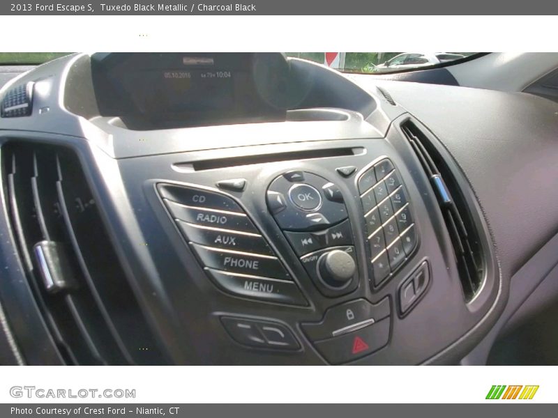 Tuxedo Black Metallic / Charcoal Black 2013 Ford Escape S