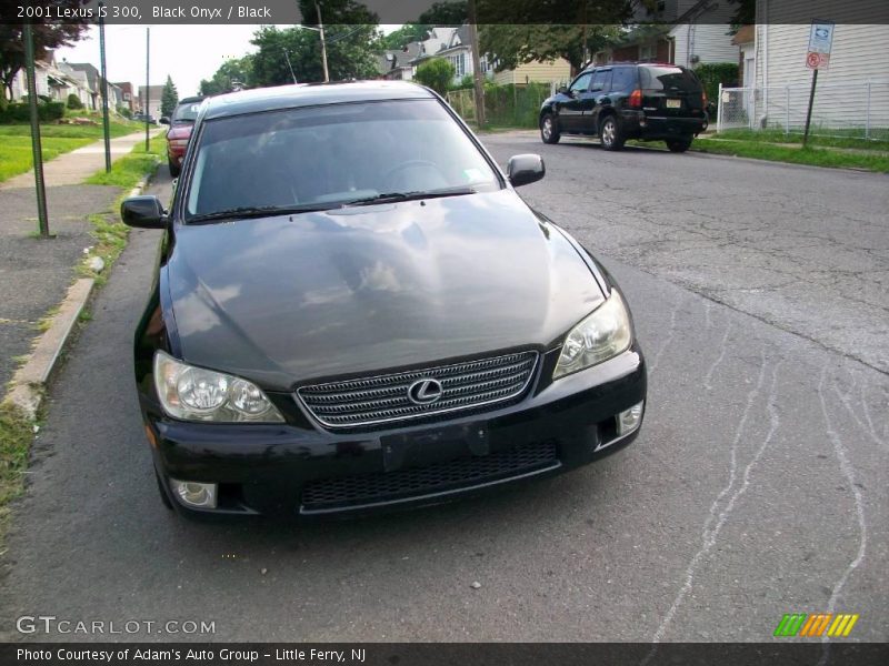 Black Onyx / Black 2001 Lexus IS 300