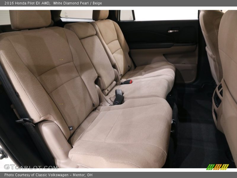 White Diamond Pearl / Beige 2016 Honda Pilot EX AWD