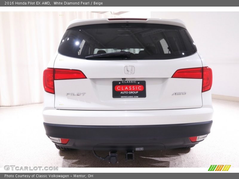 White Diamond Pearl / Beige 2016 Honda Pilot EX AWD
