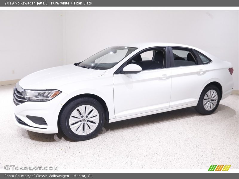 Pure White / Titan Black 2019 Volkswagen Jetta S