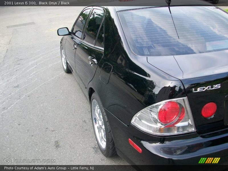 Black Onyx / Black 2001 Lexus IS 300