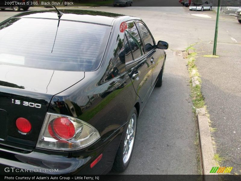 Black Onyx / Black 2001 Lexus IS 300