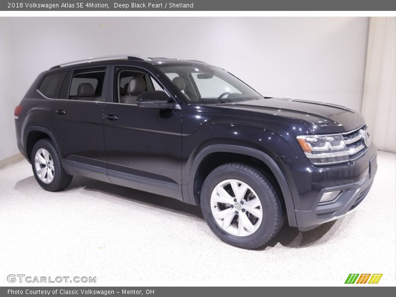 Deep Black Pearl / Shetland 2018 Volkswagen Atlas SE 4Motion