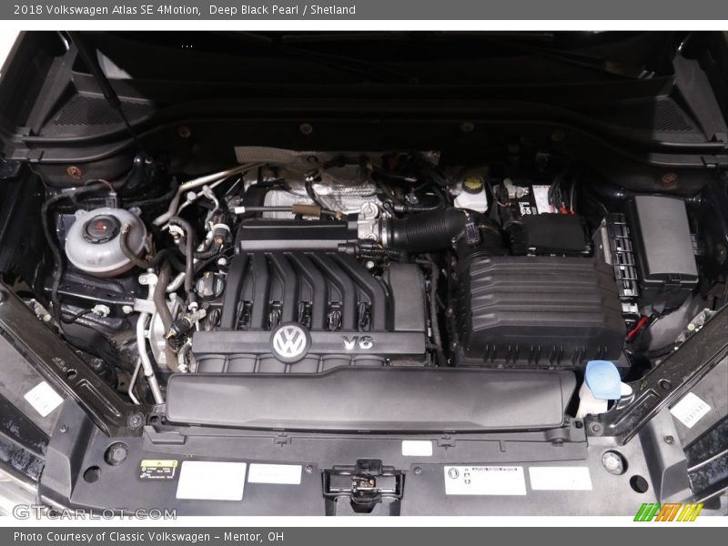 Deep Black Pearl / Shetland 2018 Volkswagen Atlas SE 4Motion