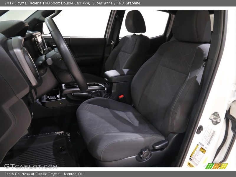 Super White / TRD Graphite 2017 Toyota Tacoma TRD Sport Double Cab 4x4