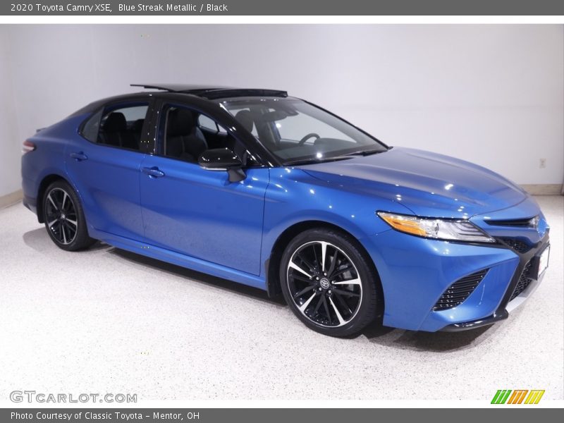 Blue Streak Metallic / Black 2020 Toyota Camry XSE