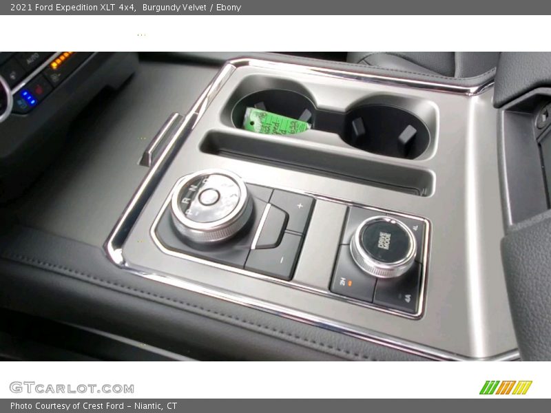 Controls of 2021 Expedition XLT 4x4
