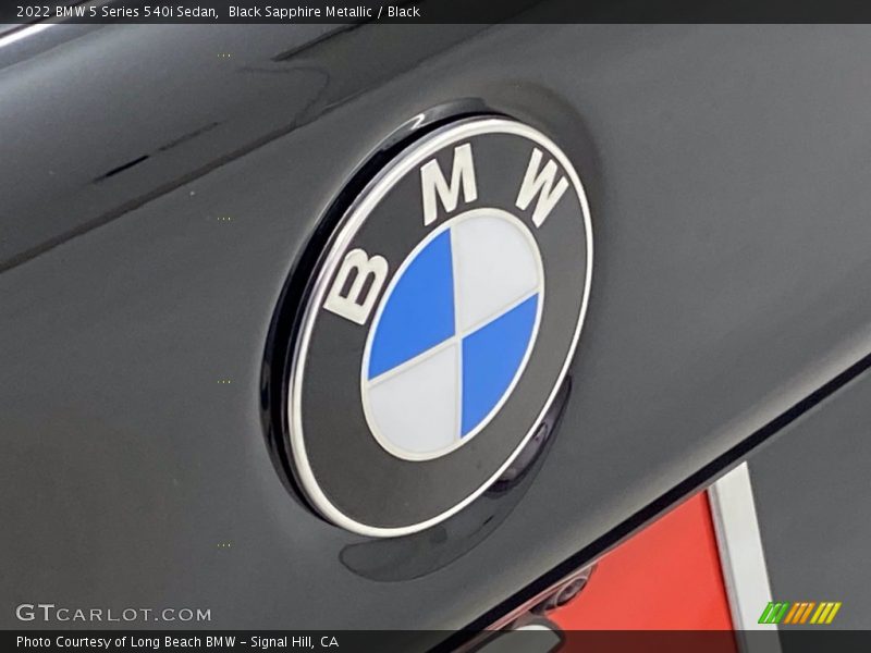Black Sapphire Metallic / Black 2022 BMW 5 Series 540i Sedan