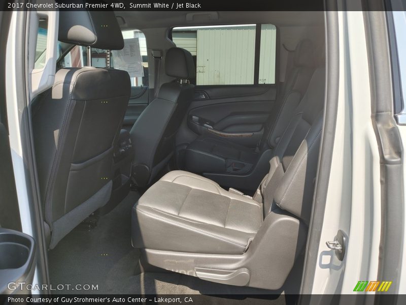 Summit White / Jet Black 2017 Chevrolet Suburban Premier 4WD