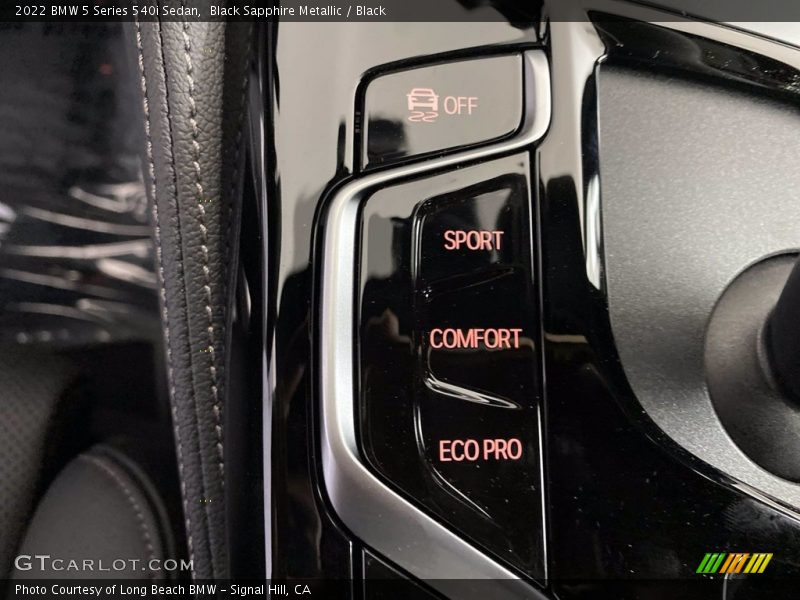 Controls of 2022 5 Series 540i Sedan