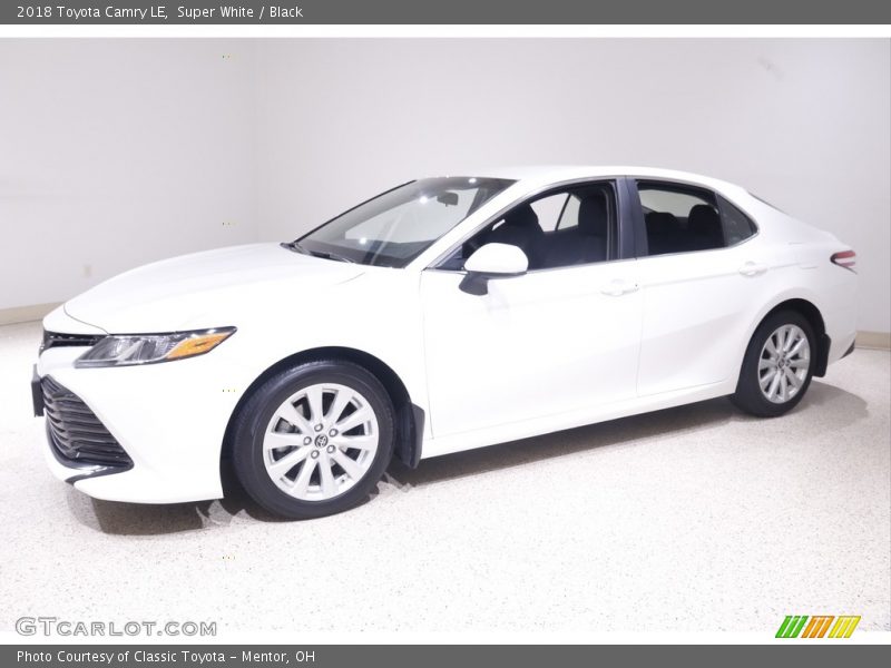 Super White / Black 2018 Toyota Camry LE