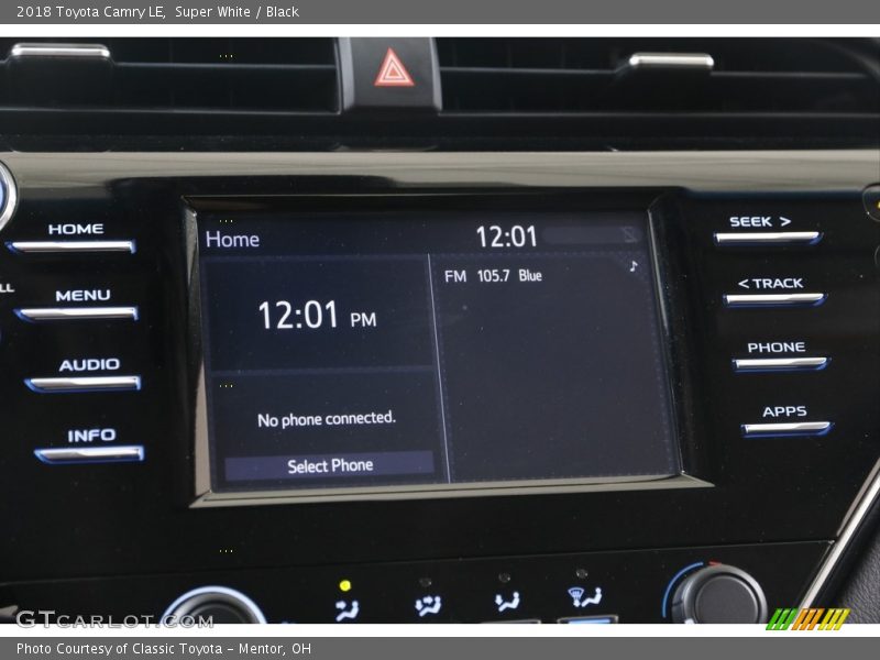 Super White / Black 2018 Toyota Camry LE