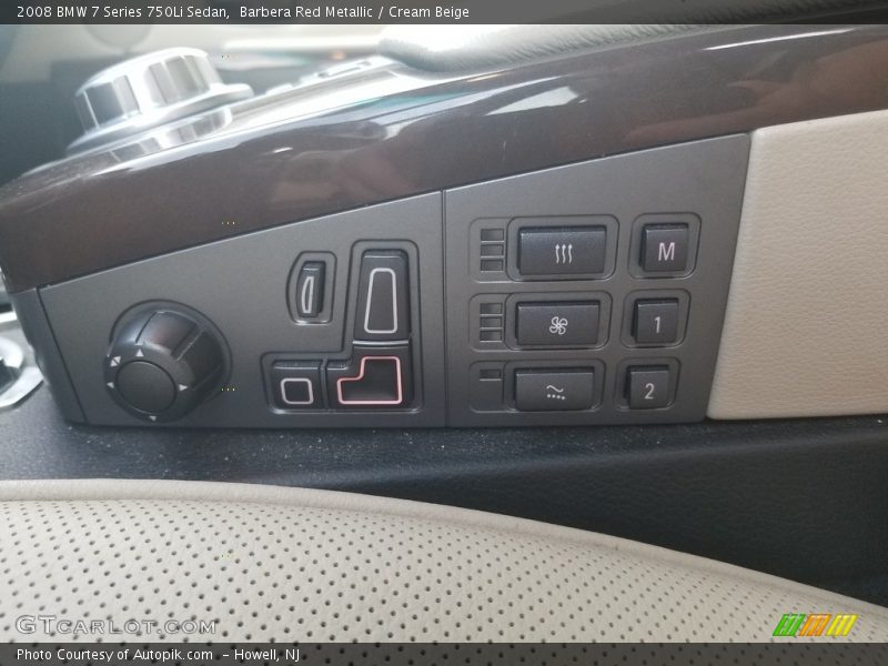 Controls of 2008 7 Series 750Li Sedan