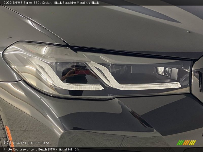 Black Sapphire Metallic / Black 2022 BMW 5 Series 530e Sedan