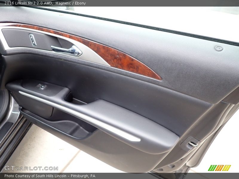 Door Panel of 2016 MKZ 2.0 AWD