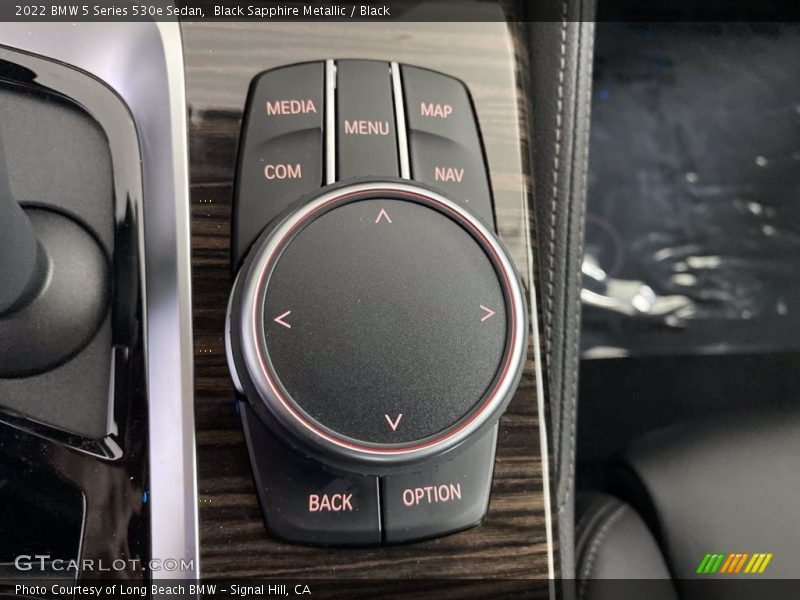 Black Sapphire Metallic / Black 2022 BMW 5 Series 530e Sedan