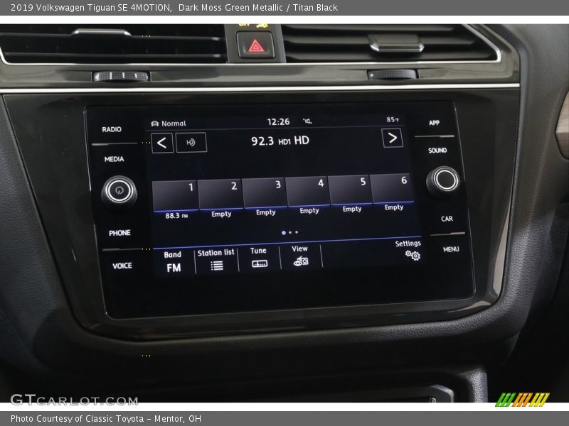 Dark Moss Green Metallic / Titan Black 2019 Volkswagen Tiguan SE 4MOTION