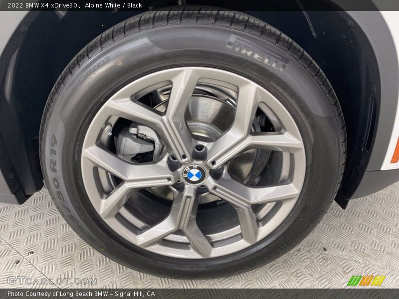  2022 X4 xDrive30i Wheel