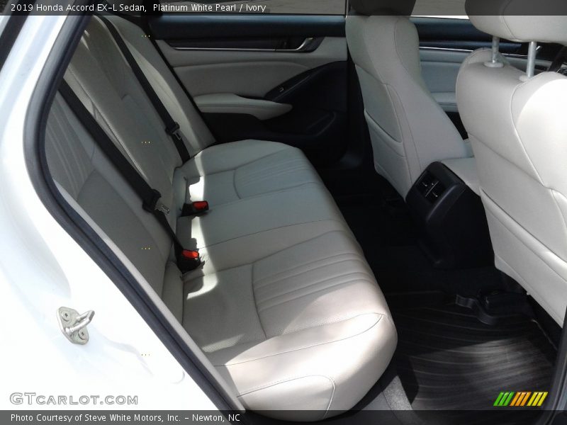 Platinum White Pearl / Ivory 2019 Honda Accord EX-L Sedan