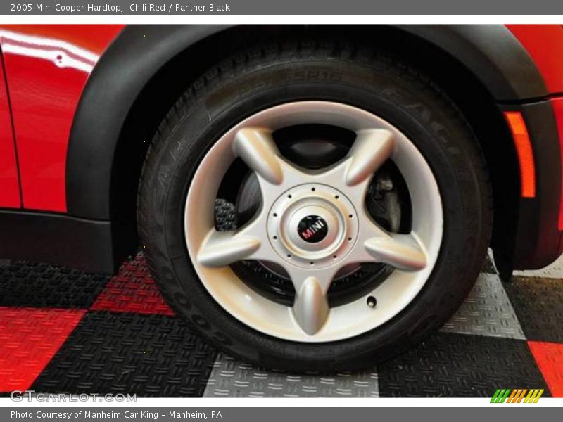 Chili Red / Panther Black 2005 Mini Cooper Hardtop