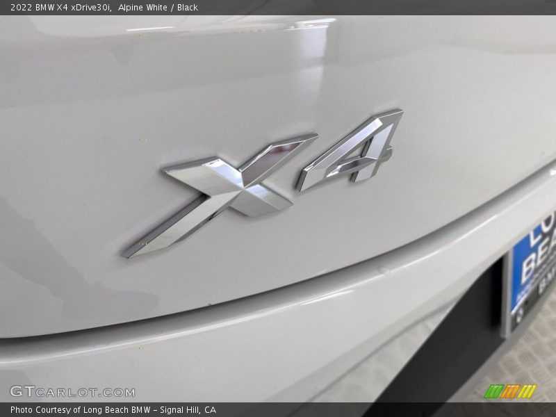  2022 X4 xDrive30i Logo