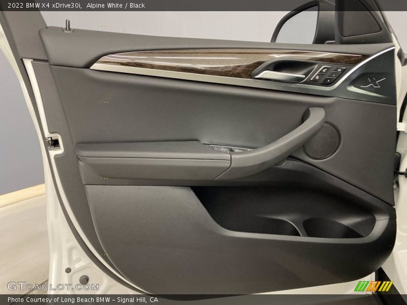 Door Panel of 2022 X4 xDrive30i