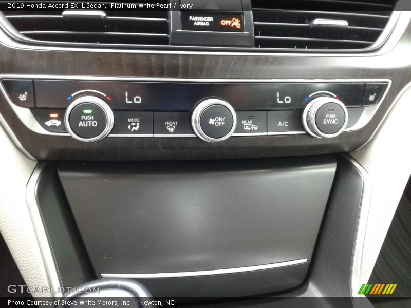 Platinum White Pearl / Ivory 2019 Honda Accord EX-L Sedan