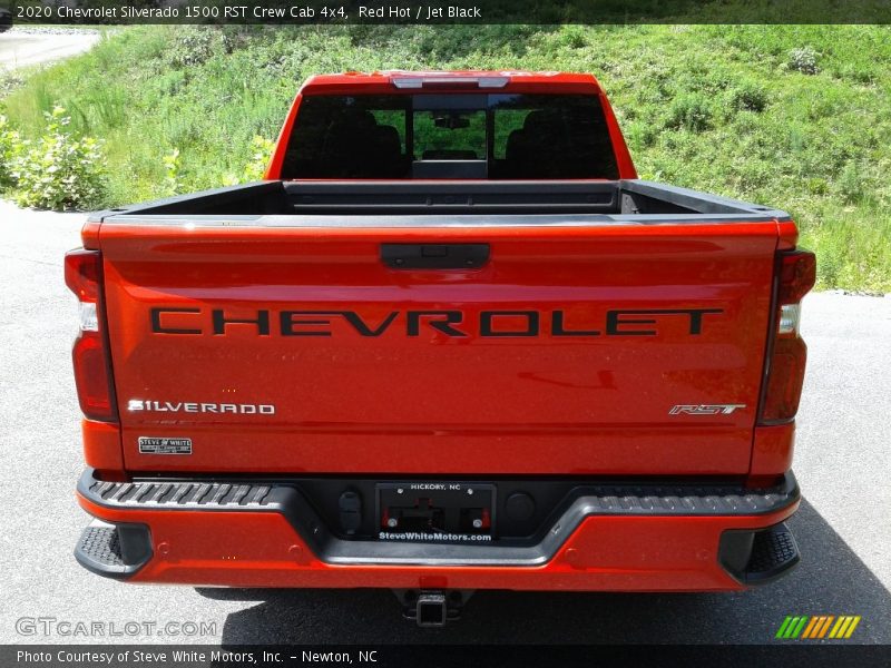 Red Hot / Jet Black 2020 Chevrolet Silverado 1500 RST Crew Cab 4x4