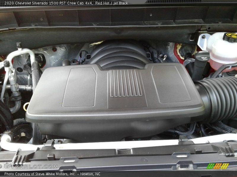 Red Hot / Jet Black 2020 Chevrolet Silverado 1500 RST Crew Cab 4x4