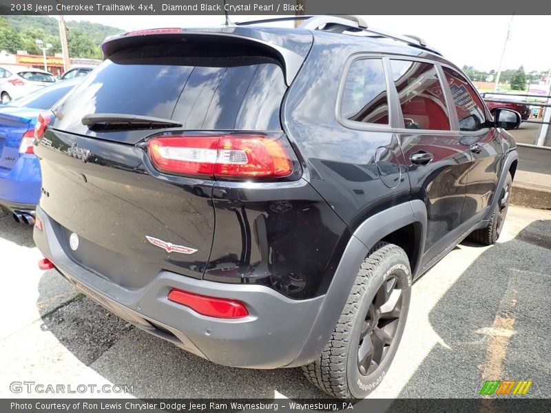 Diamond Black Crystal Pearl / Black 2018 Jeep Cherokee Trailhawk 4x4